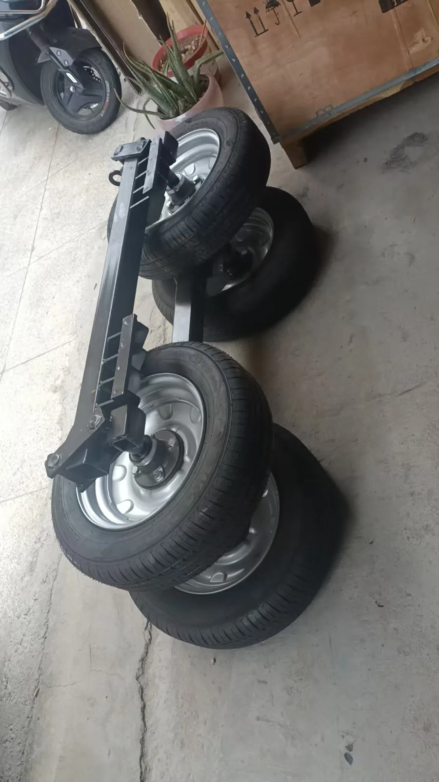 Steel towing dollies