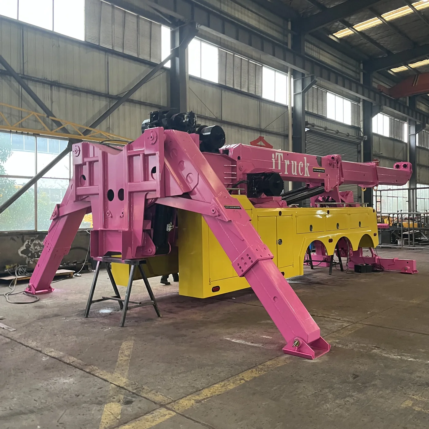 75-ton heavy rotator wrecker